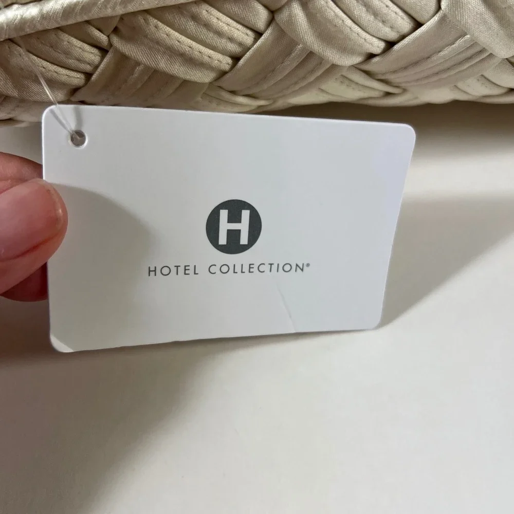 Hotel Collection Woven 12 x 24